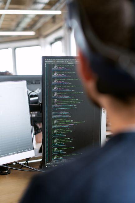 Which Factors Make a Website Development Company Mumbai Ideal for Startups?