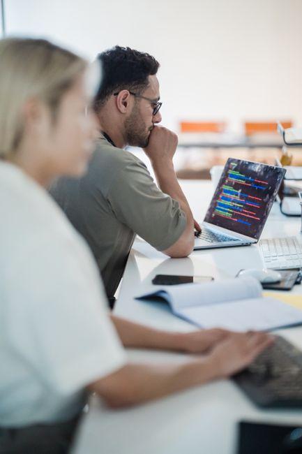 Why Choose a Software Development Company Kolkata for Your Startup?