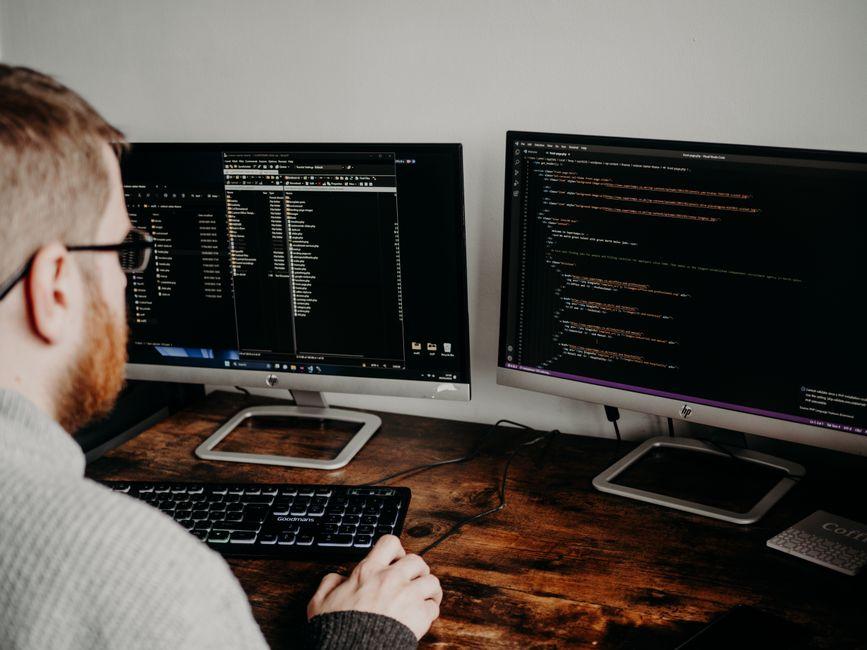 Therefore, choosing a Website Development Company Mumbai requires attention to business goals as well as design quality.